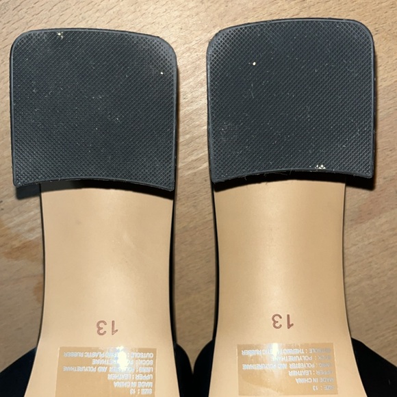 Leather Slides Like New - Picture 11 of 12